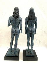 Bronzefiguren -Riace Krieger signiert Phidias auf Marmorplatte