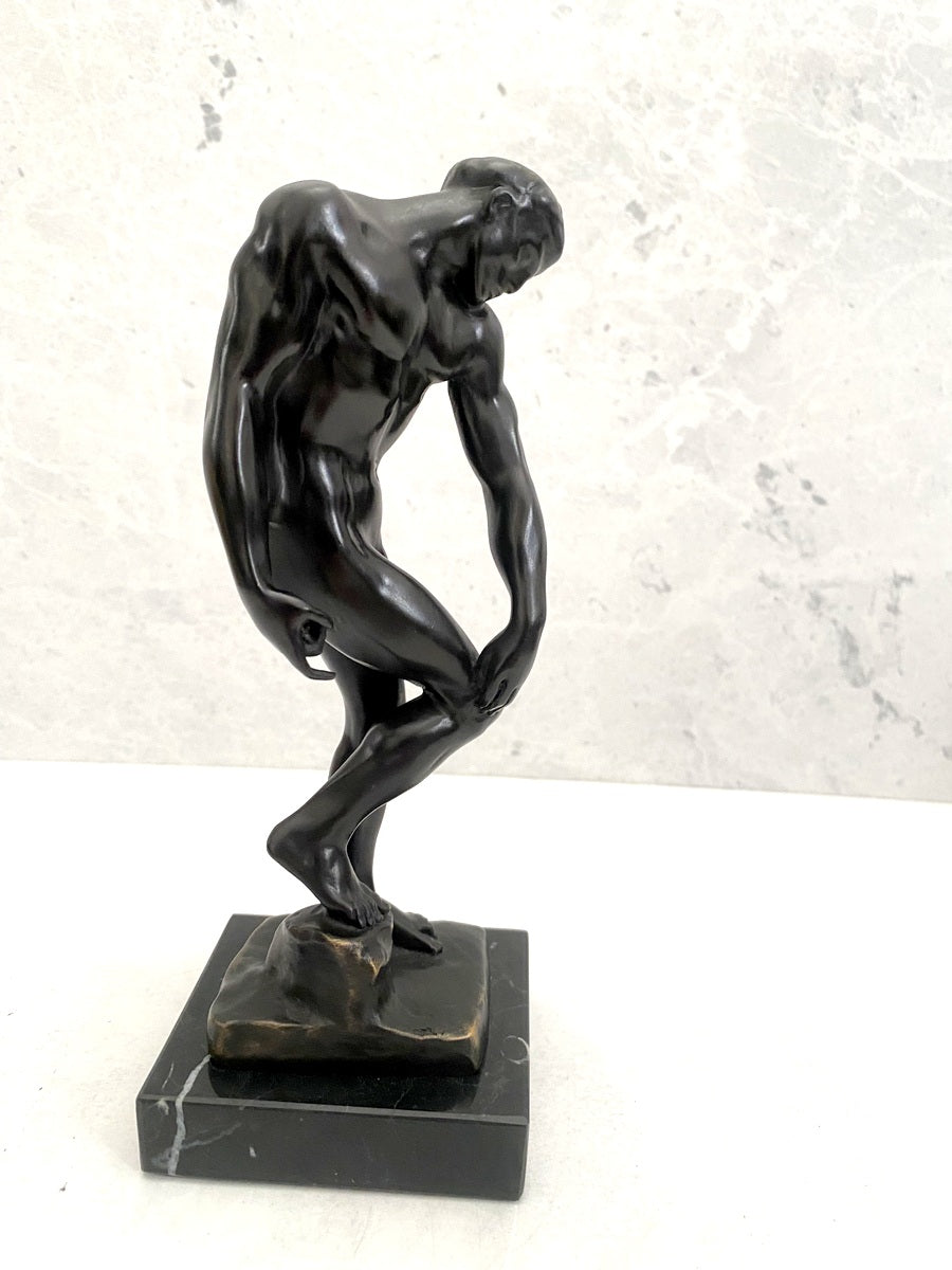 Adam nach Auguste Rodin Bronzefigur Nachguss signiert auf Marmorsockel