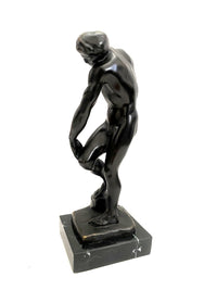 Adam nach Auguste Rodin Bronzefigur Nachguss signiert auf Marmorsockel