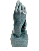 Skulptur "Die Kathedrale" (1908) Bronzeskulptur signiert Rodin auf Bronzesockel