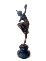 Bronzefigur Frau – Art-Déco-Tänzerin nach D. H. Chiparus auf Marmorsockel (Kopie)