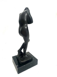 Rodin Bronzefigur Eva – rückseitige schräge Ansicht der Akt Skulptur
